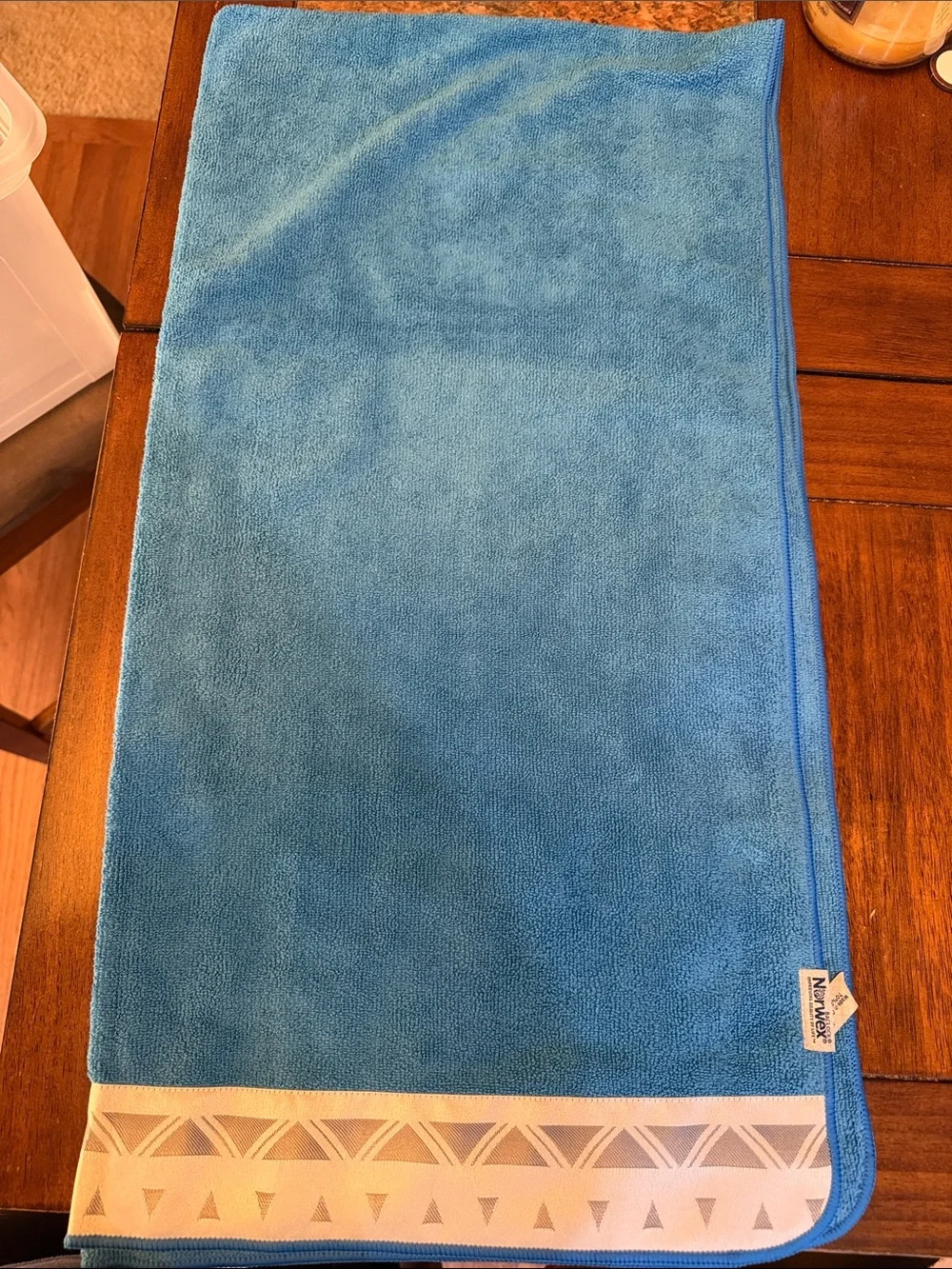Norwex Blue Microfiber Bath Cloth Set with Geo Trim